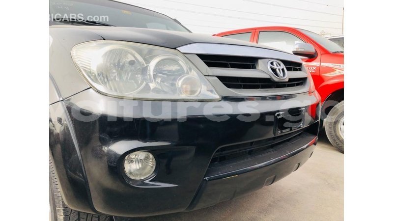 Big with watermark toyota fortuner estuary import dubai 6602