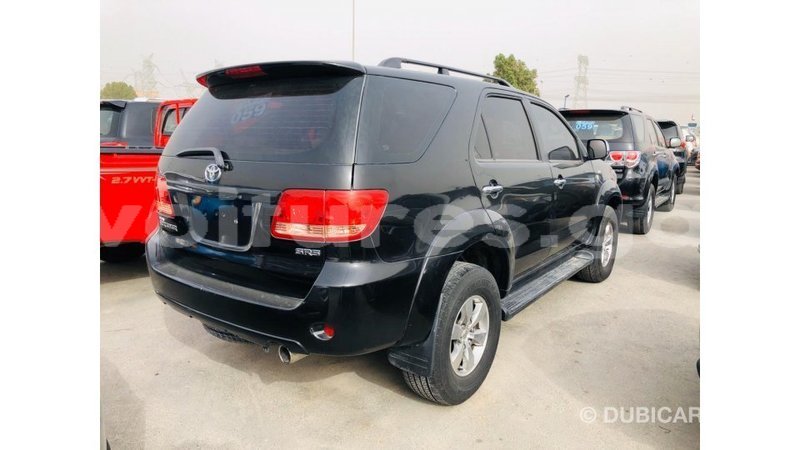 Big with watermark toyota fortuner estuary import dubai 6602