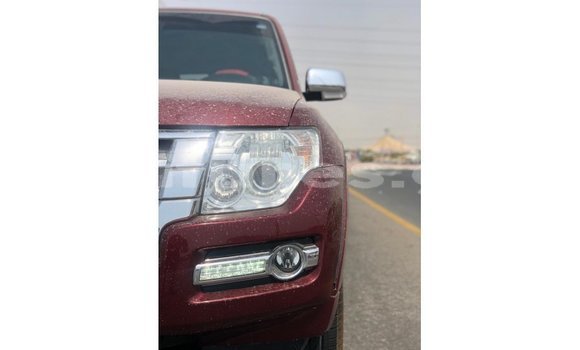 Acheter Import Voiture Mitsubishi Pajero Rouge à Import - Dubai, Estuaire Acheter Import Voiture Mitsubishi Pajero Rouge à Import - Dubai, Estuaire