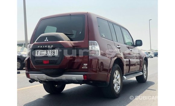 Acheter Import Voiture Mitsubishi Pajero Rouge à Import - Dubai, Estuaire Acheter Import Voiture Mitsubishi Pajero Rouge à Import - Dubai, Estuaire