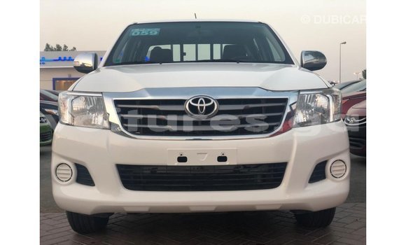 Buy Import Toyota Hilux White Car in Import - Dubai in Estuary Buy Import Toyota Hilux White Car in Import - Dubai in Estuary