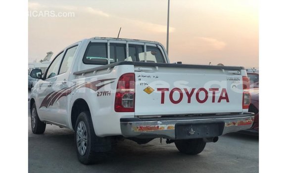 Buy Import Toyota Hilux White Car in Import - Dubai in Estuary Buy Import Toyota Hilux White Car in Import - Dubai in Estuary