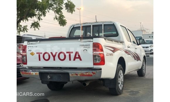 Buy Import Toyota Hilux White Car in Import - Dubai in Estuary Buy Import Toyota Hilux White Car in Import - Dubai in Estuary