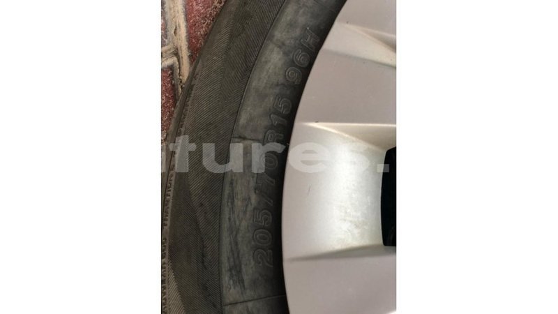 Big with watermark toyota hilux estuary import dubai 6604