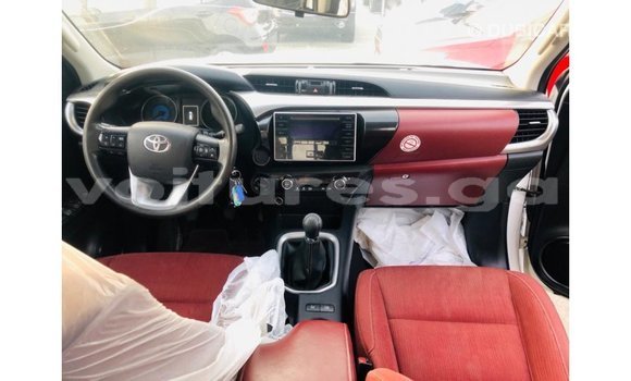 Buy Import Toyota Hilux White Car in Import - Dubai in Estuary Buy Import Toyota Hilux White Car in Import - Dubai in Estuary