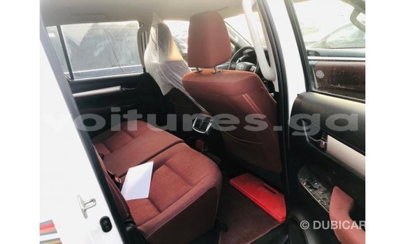 Buy Import Toyota Hilux White Car in Import - Dubai in Estuary Buy Import Toyota Hilux White Car in Import - Dubai in Estuary