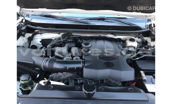 Sayi Imported Toyota Prado White Mota in Import - Dubai a estuary Sayi Imported Toyota Prado White Mota in Import - Dubai a estuary