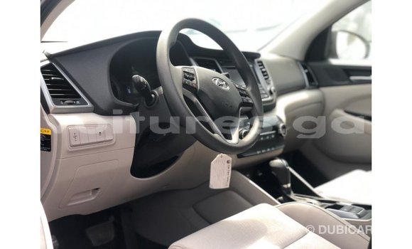 Sayi Imported Hyundai Tucson Black Mota in Import - Dubai a estuary Sayi Imported Hyundai Tucson Black Mota in Import - Dubai a estuary