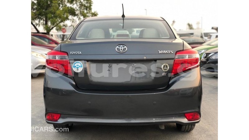 Big with watermark toyota yaris estuary import dubai 6614