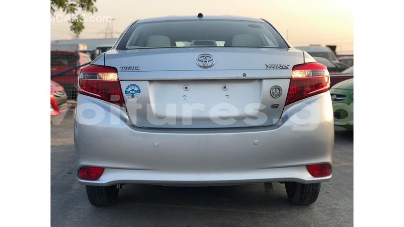 Big with watermark toyota yaris estuary import dubai 6616