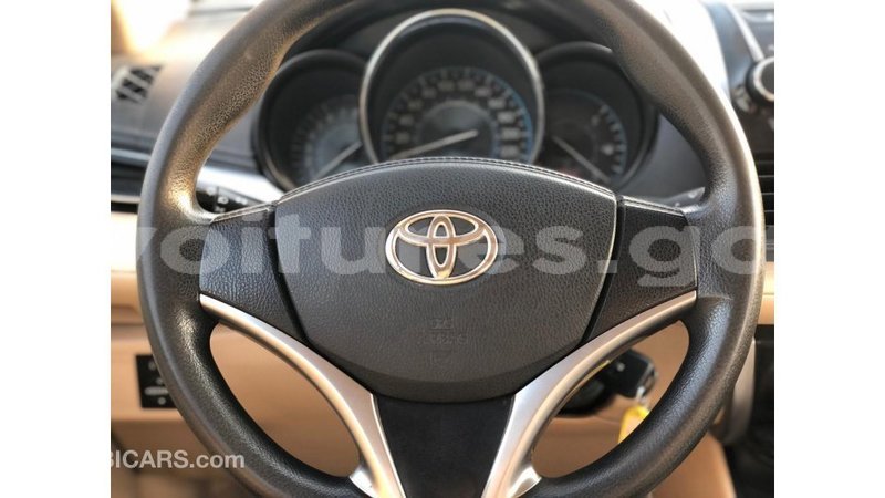 Big with watermark toyota yaris estuary import dubai 6616