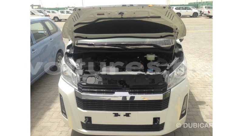 Big with watermark toyota hiace estuary import dubai 6619