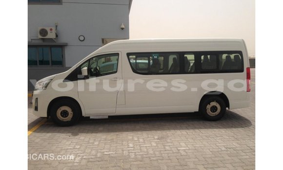 Buy Import Toyota Hiace White Car in Import - Dubai in Estuary Buy Import Toyota Hiace White Car in Import - Dubai in Estuary