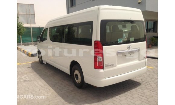 Buy Import Toyota Hiace White Car in Import - Dubai in Estuary Buy Import Toyota Hiace White Car in Import - Dubai in Estuary