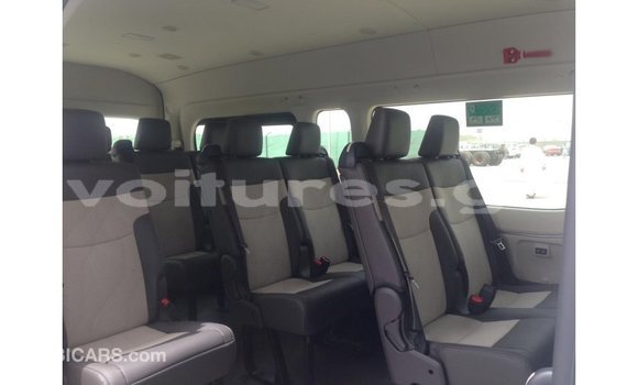 Buy Import Toyota Hiace White Car in Import - Dubai in Estuary Buy Import Toyota Hiace White Car in Import - Dubai in Estuary