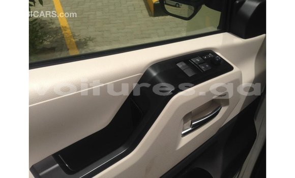 Buy Import Toyota Hiace White Car in Import - Dubai in Estuary Buy Import Toyota Hiace White Car in Import - Dubai in Estuary