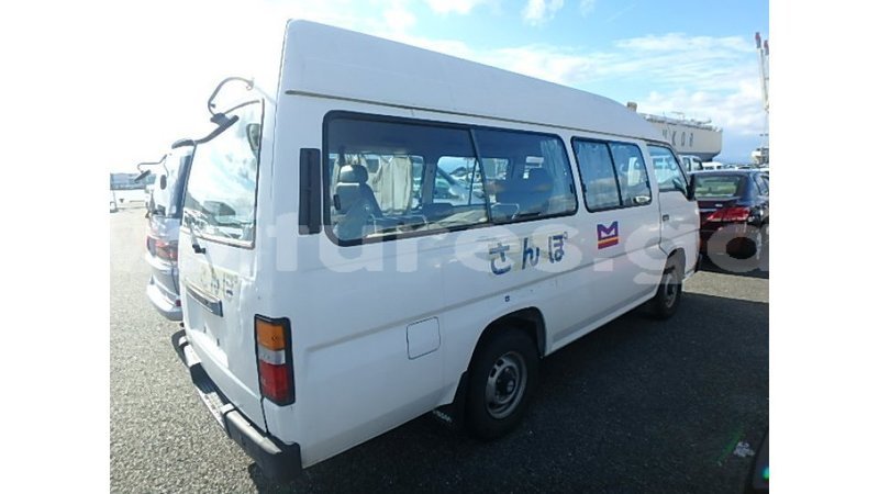 Big with watermark nissan caravan estuary import dubai 6622