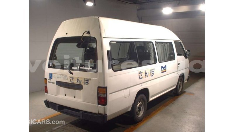 Big with watermark nissan caravan estuaire import dubai 6622