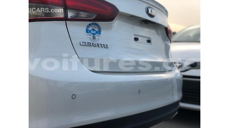 Big with watermark kia cerato estuary import dubai 6624