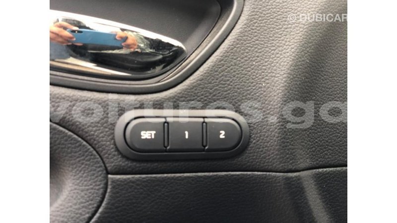 Big with watermark kia cerato estuaire import dubai 6624