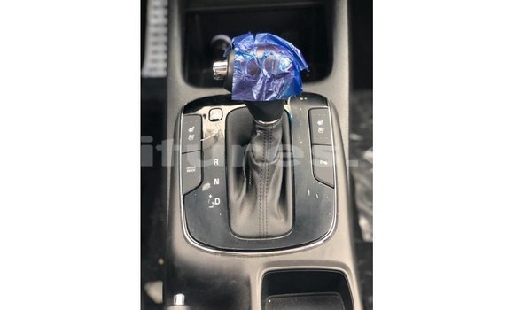 Sayi Imported Kia Cerato White Mota in Import - Dubai a estuary Sayi Imported Kia Cerato White Mota in Import - Dubai a estuary