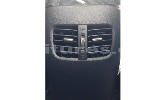 Sayi Imported Kia Cerato White Mota in Import - Dubai a estuary Sayi Imported Kia Cerato White Mota in Import - Dubai a estuary