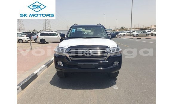 Buy Import Toyota Land Cruiser Black Car in Import - Dubai in Estuary