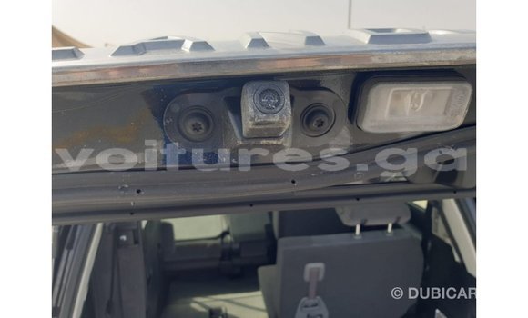 Acheter Import Voiture Toyota Land Cruiser Noir à Import - Dubai, Estuaire Acheter Import Voiture Toyota Land Cruiser Noir à Import - Dubai, Estuaire