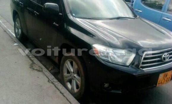 Sayi Na hannu Toyota Highlander Black Mota in Libreville a estuary Sayi Na hannu Toyota Highlander Black Mota in Libreville a estuary
