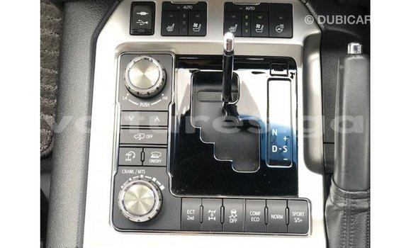 Acheter Import Voiture Toyota Land Cruiser Noir à Import - Dubai, Estuaire Acheter Import Voiture Toyota Land Cruiser Noir à Import - Dubai, Estuaire