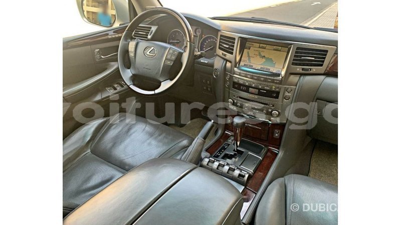 Big with watermark lexus lx estuary import dubai 6632