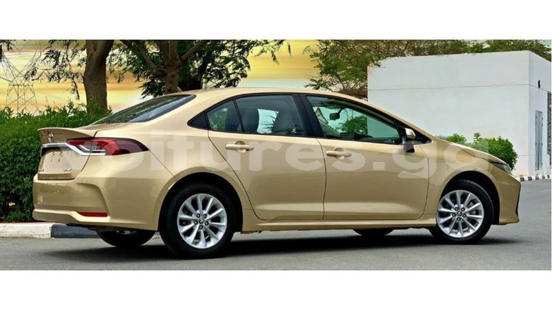 Big with watermark toyota corolla estuary import dubai 6638