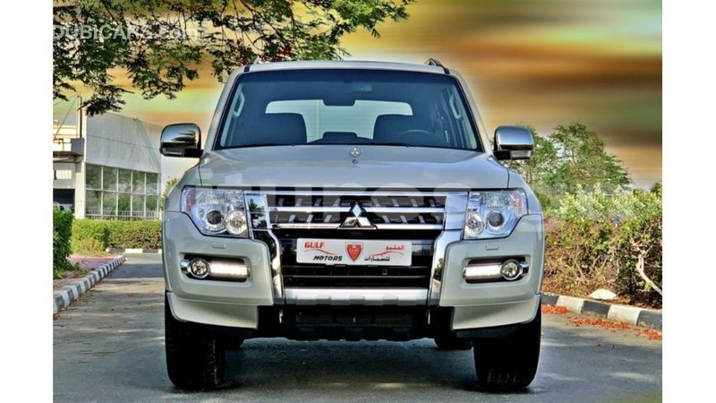 Big with watermark mitsubishi pajero estuaire import dubai 6639