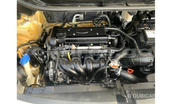 Acheter Import Voiture Kia Rio Blanc à Import - Dubai, Estuaire Acheter Import Voiture Kia Rio Blanc à Import - Dubai, Estuaire