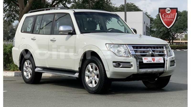 Big with watermark mitsubishi pajero estuaire import dubai 6645