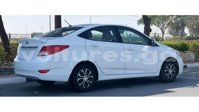 Big with watermark hyundai accent estuary import dubai 6646