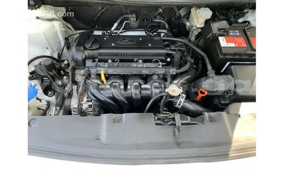 Acheter Import Voiture Hyundai Accent Blanc à Import - Dubai, Estuaire Acheter Import Voiture Hyundai Accent Blanc à Import - Dubai, Estuaire