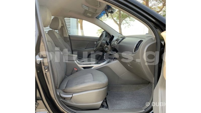 Big with watermark kia sportage estuary import dubai 6647