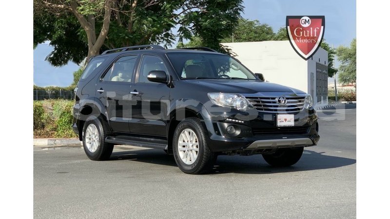 Big with watermark toyota fortuner estuaire import dubai 6648