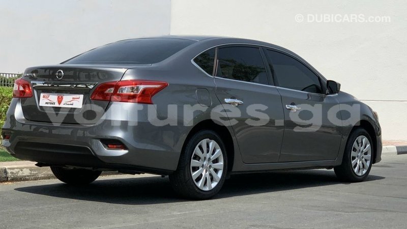 Big with watermark nissan sentra estuaire import dubai 6649