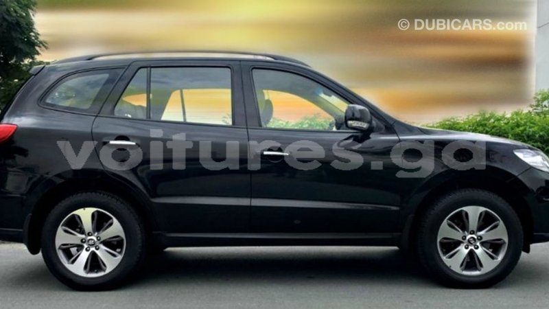 Big with watermark hyundai santa fe estuary import dubai 6650