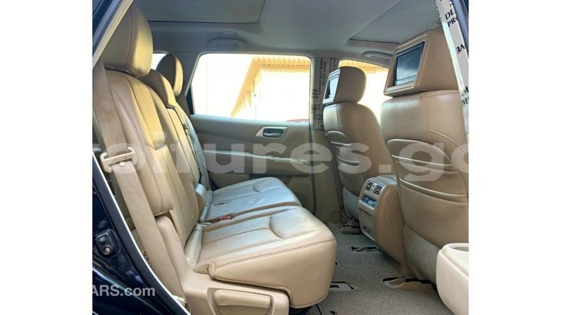 Big with watermark nissan pathfinder estuary import dubai 6655