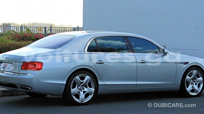 Big with watermark bentley flying spur estuary import dubai 6657