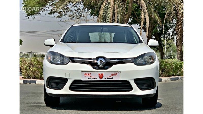 Big with watermark renault fluence estuary import dubai 6660