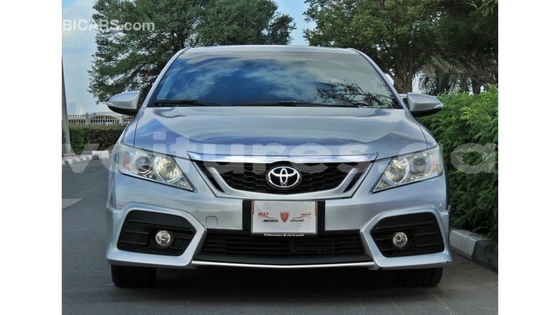 Big with watermark toyota aurion estuary import dubai 6661