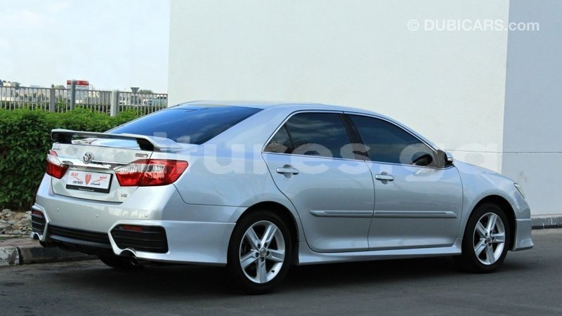 Big with watermark toyota aurion estuary import dubai 6661