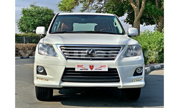 Acheter Import Voiture Lexus LX Blanc à Import - Dubai, Estuaire Acheter Import Voiture Lexus LX Blanc à Import - Dubai, Estuaire