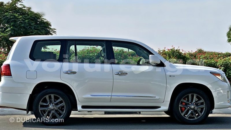 Big with watermark lexus lx estuary import dubai 6668