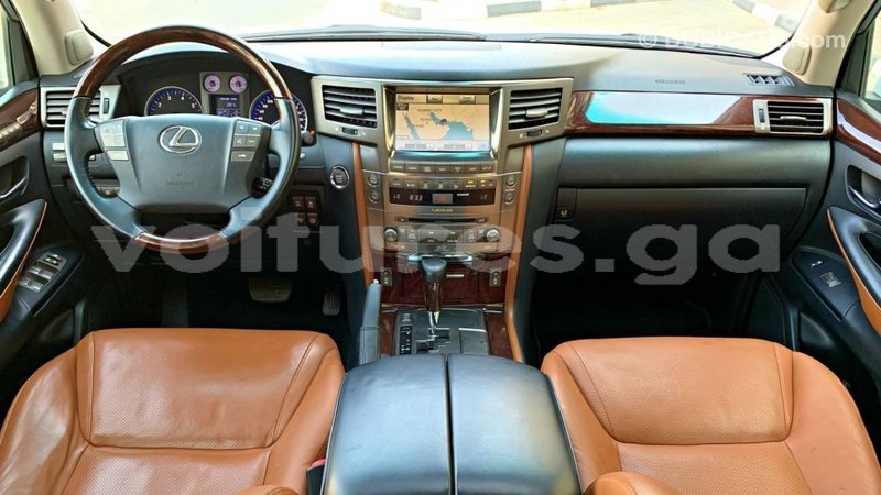 Big with watermark lexus lx estuary import dubai 6668