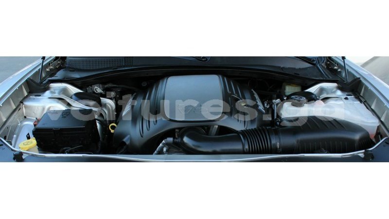 Big with watermark dodge charger estuary import dubai 6670